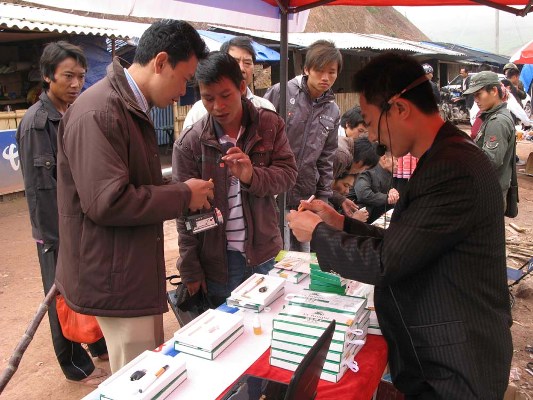 Đi chợ A Pa Chải ảnh 3